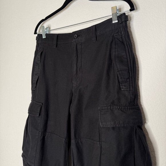 TNA Aritzia Cargo Pants Black Size 6 - Picture 2 of 9